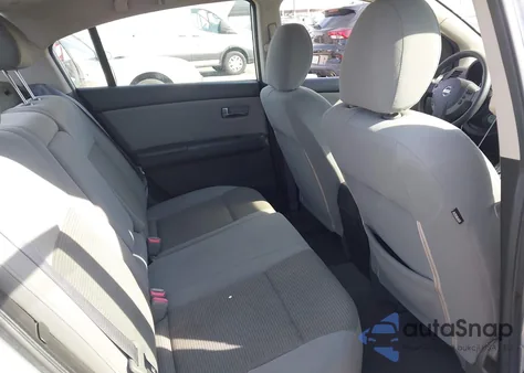 2011 Nissan Sentra 2.0S z USA, uszkodzony, nr VIN 3N1AB6AP2BL688427